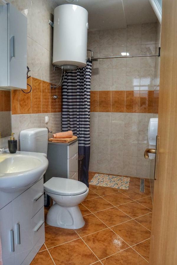 Apartman Cro Garden Apartamento Zadar Exterior foto
